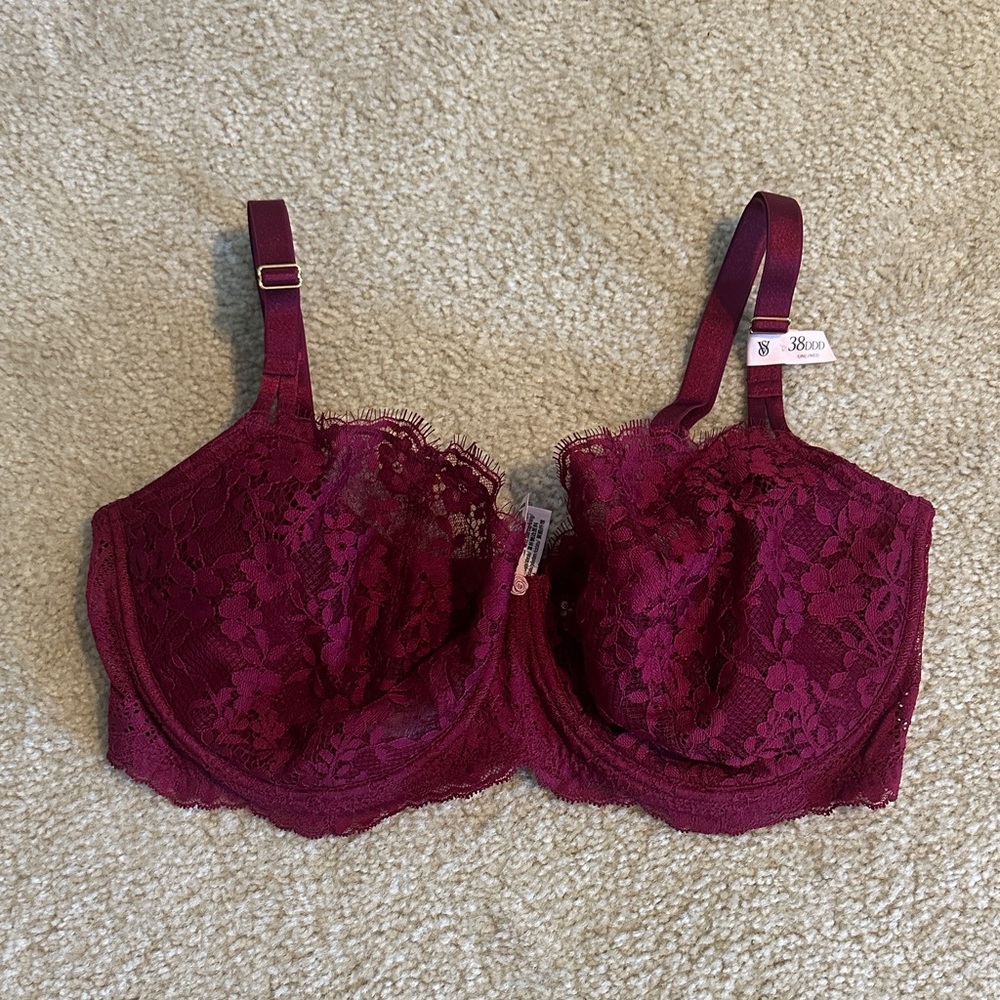 NWT Victoria Secret Burgundy Lace Underwire Bra size 38DDD